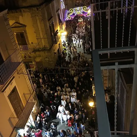 Vittorio Emanuele 4*