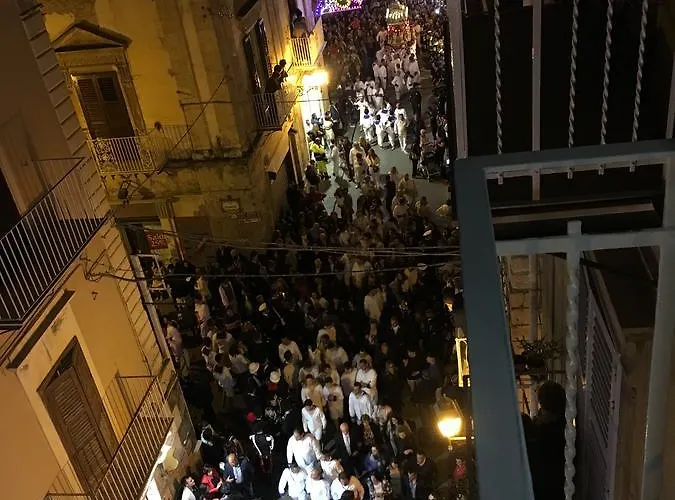 Vittorio Emanuele 4*